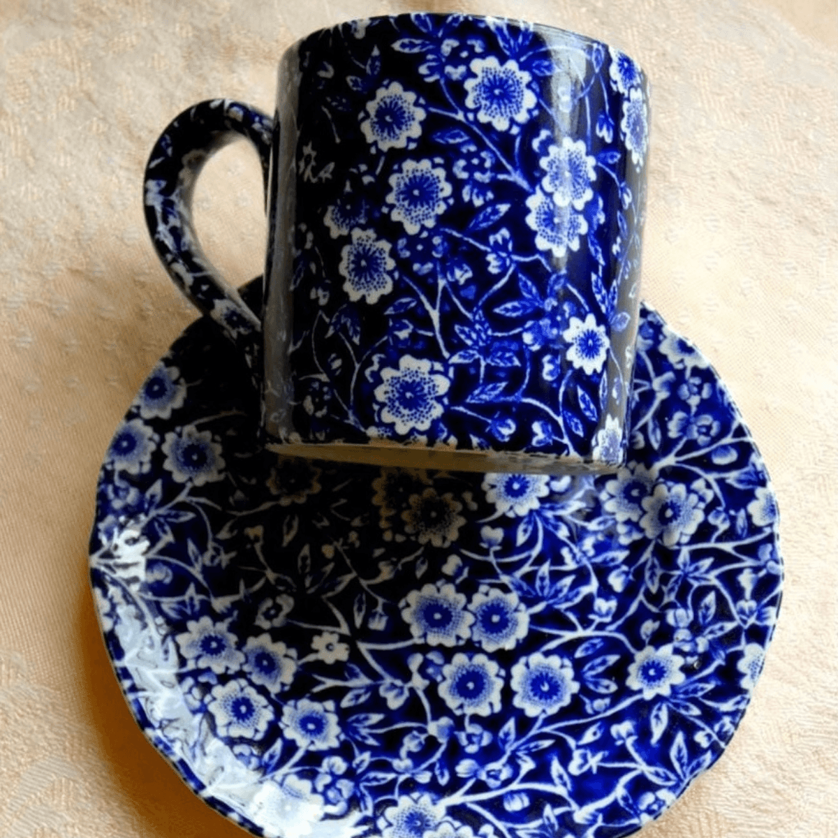 Blue Pottery Mug Set